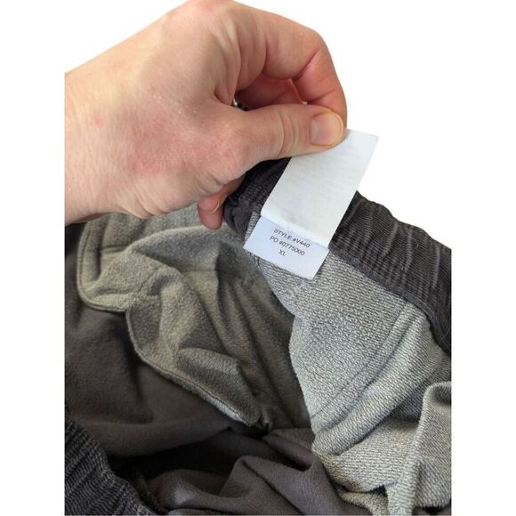 Vuori Optimist Corduroy Pants size XL 29.5” Charcoal Gray - Picture 12 of 12